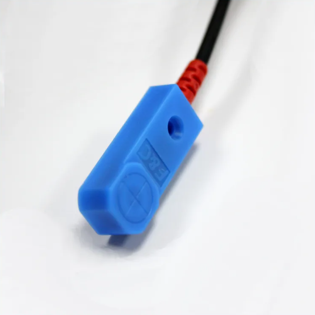 M12 Proximity Switch High-Flex Oil-Resistant 3-Wire Cable